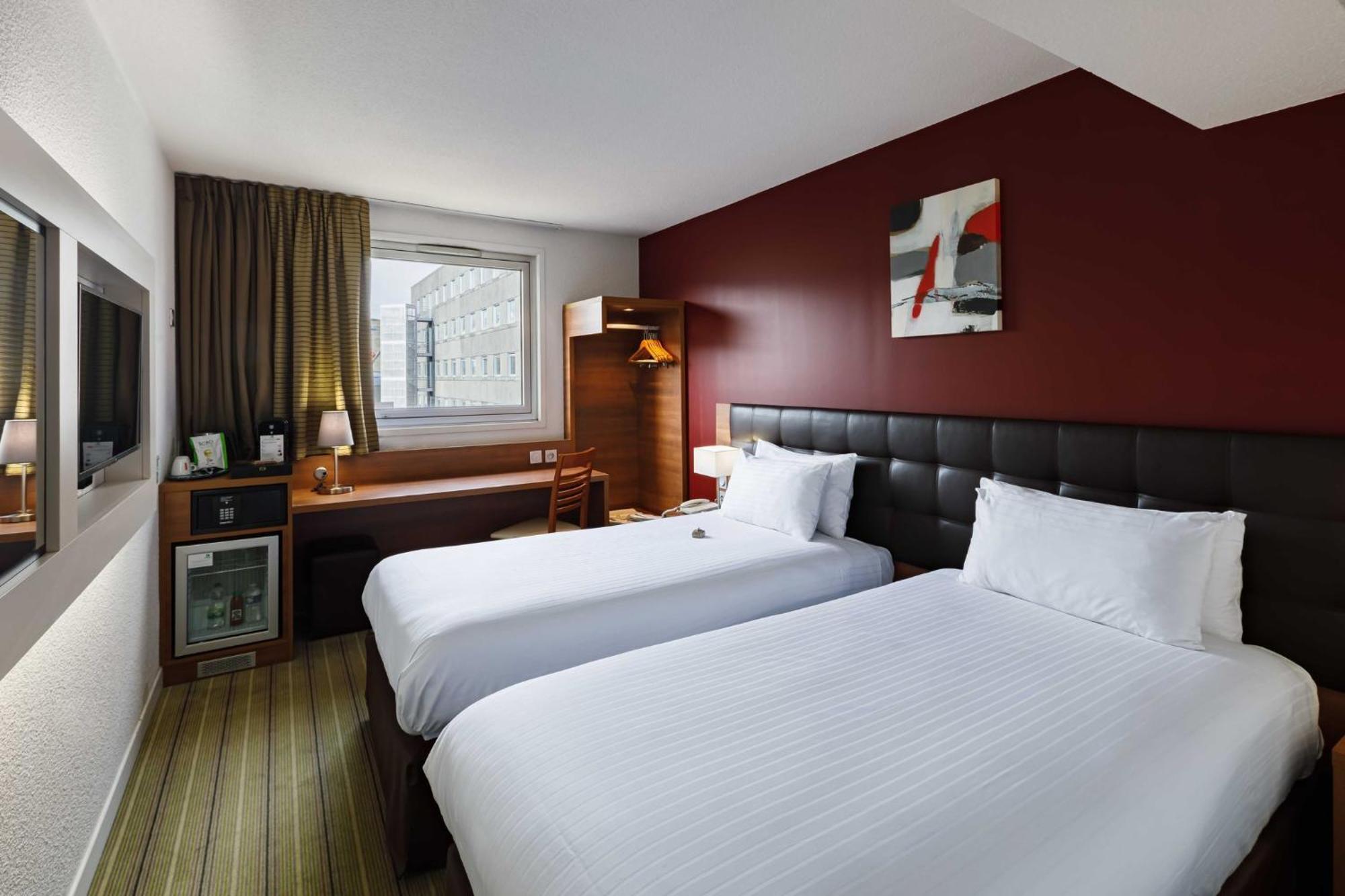 Holiday Inn Clermont Ferrand Centre By Ihg Екстер'єр фото